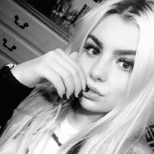 Meet your Posher, Brittney